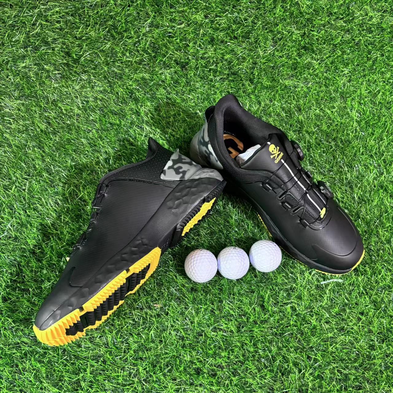 新款G/DRIVE高尔夫球鞋男鞋潮流下场训练鞋纽扣旋转轻便防水舒适