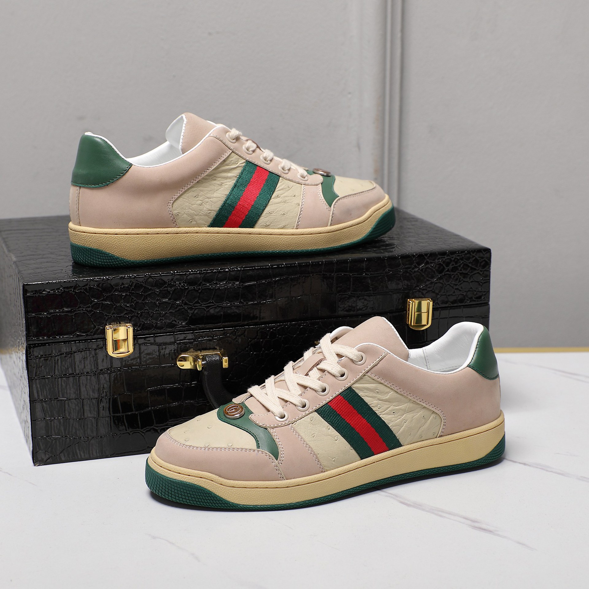 2023年夏季新款休闲情侣鞋透气潮牌复古阿甘运动鞋百搭真皮潮鞋